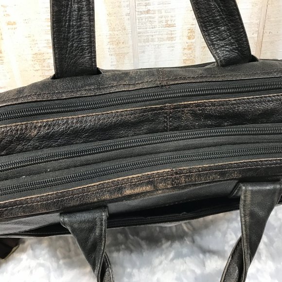 Wilsons Leather Black Rivet Distressed Leather bag - Picture 10 of 13